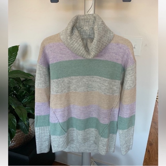 NWT GAP turtleneck knit pullover sweater Sz S Gray Striped Pastel Super soft - Picture 1 of 6